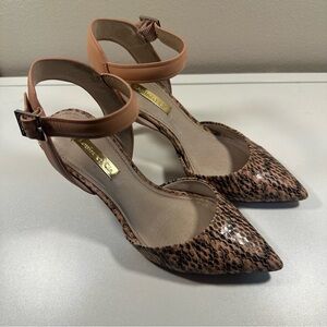 Louise et Cie Pink Snakeskin Heels! Like new! Never Worn! Size 4M Women’s